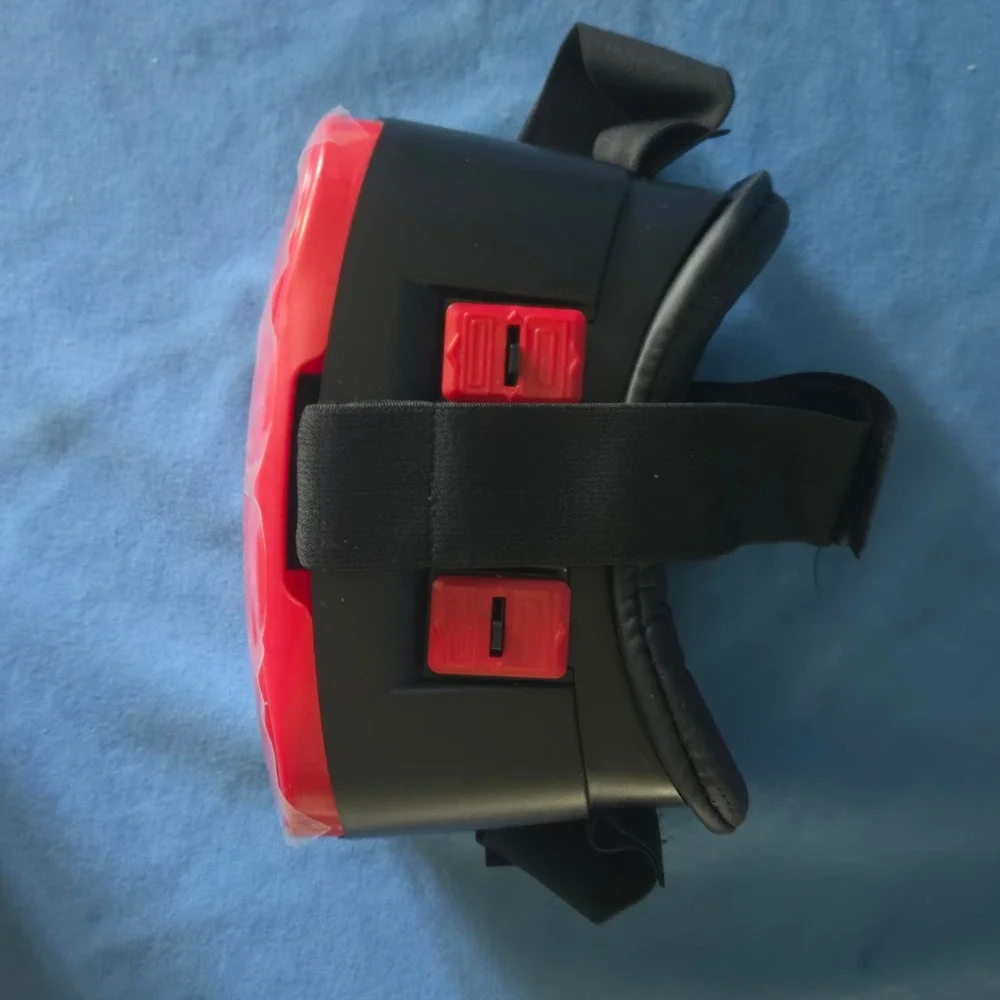 Onn Virtual Reality Smartphone Headset Red Black ONA17VR004 Fit up to 6in screen